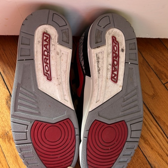 Air Jordan Legacy 312 Low Black Red CD7069 006 - Picture 3 of 3